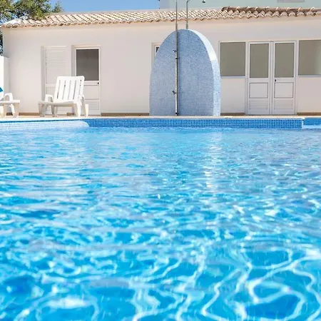 Apartment-terrace And Pool Apartment *
